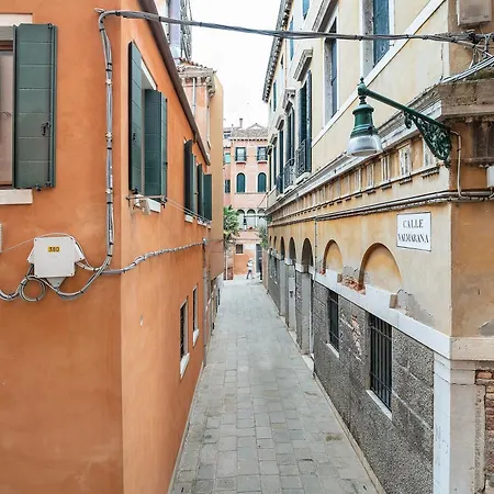 Ca' Della Torre, A 5 Min Da Rialto Сasa de vacaciones Venecia